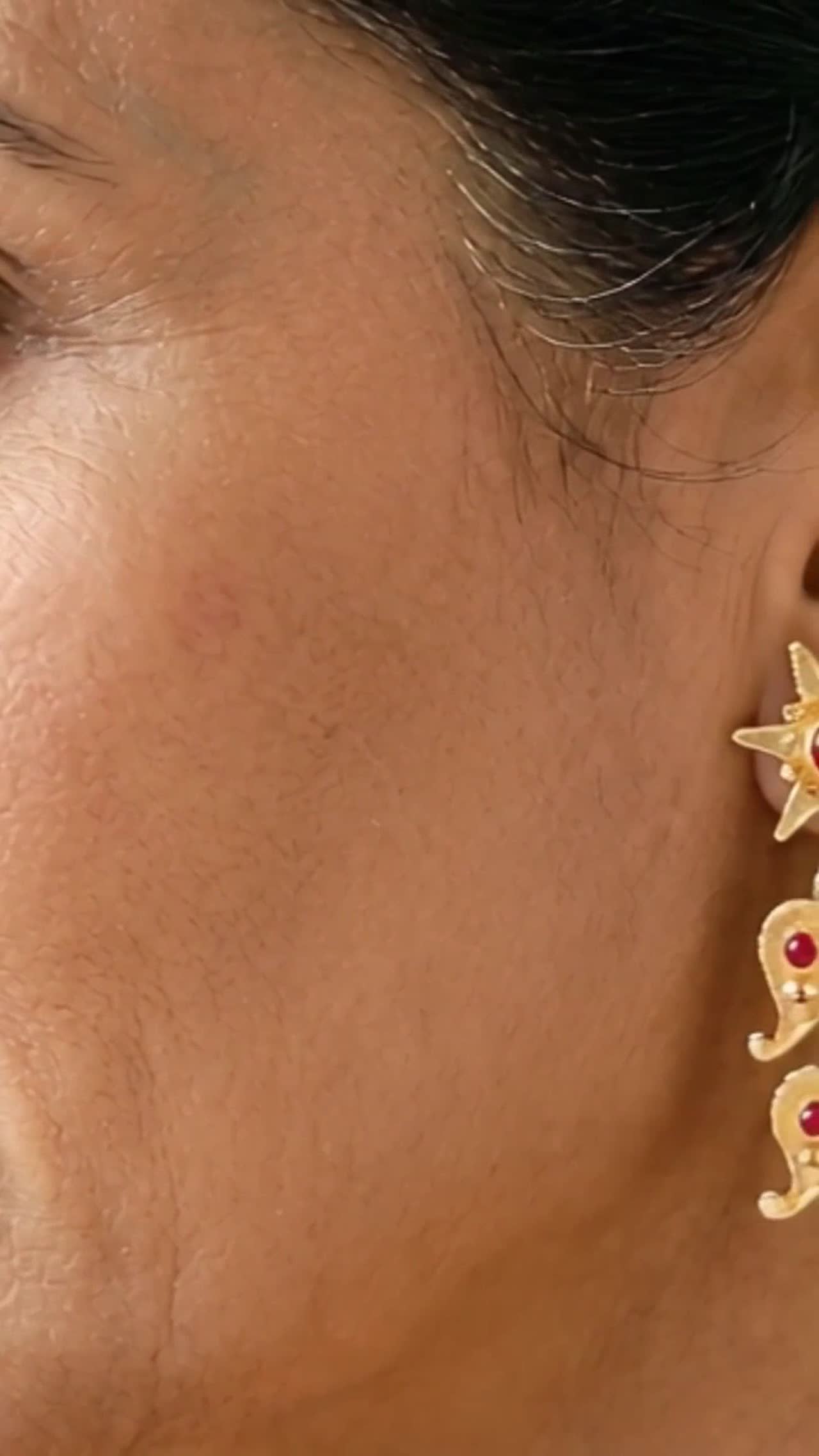 Gold plated earring, fashionable earing
